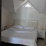Akbuk Palace Hotel de apartamente