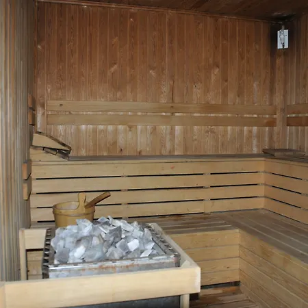 Akbuk Palace מלון דירות 2*