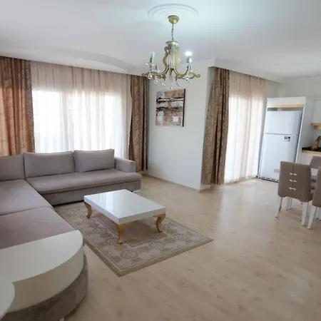 מלון דירות Akbuk Palace