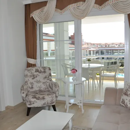 公寓式酒店 Akbuk Palace