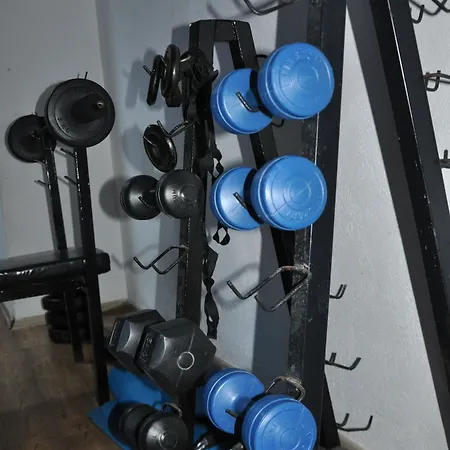 Akbuk Palace 公寓式酒店 2*