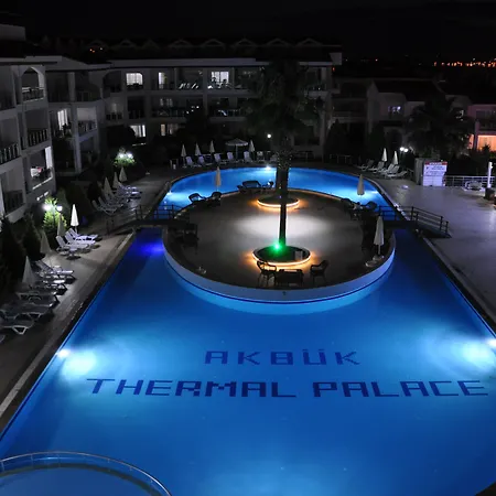 Akbuk Palace 公寓式酒店 2*