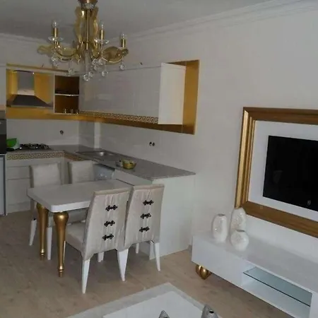 Akbuk Palace 公寓式酒店 阿库布克