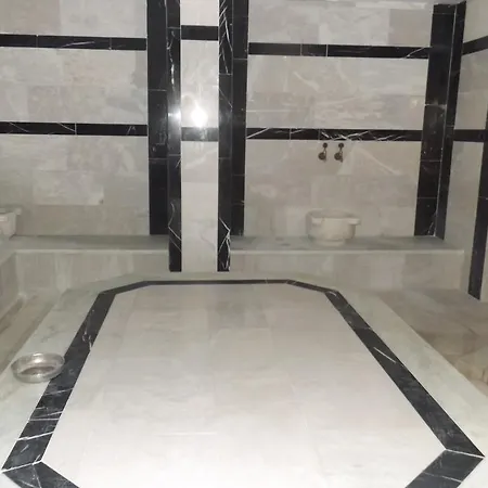 Akbuk Palace 公寓式酒店 阿库布克