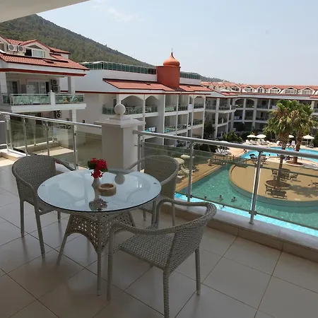 公寓式酒店 Akbuk Palace 阿库布克